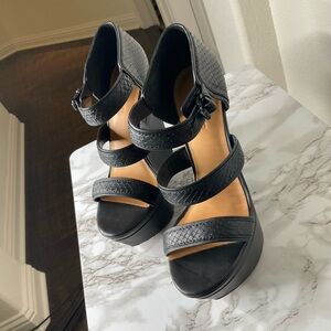 Elegant Black Strappy Women's Heels